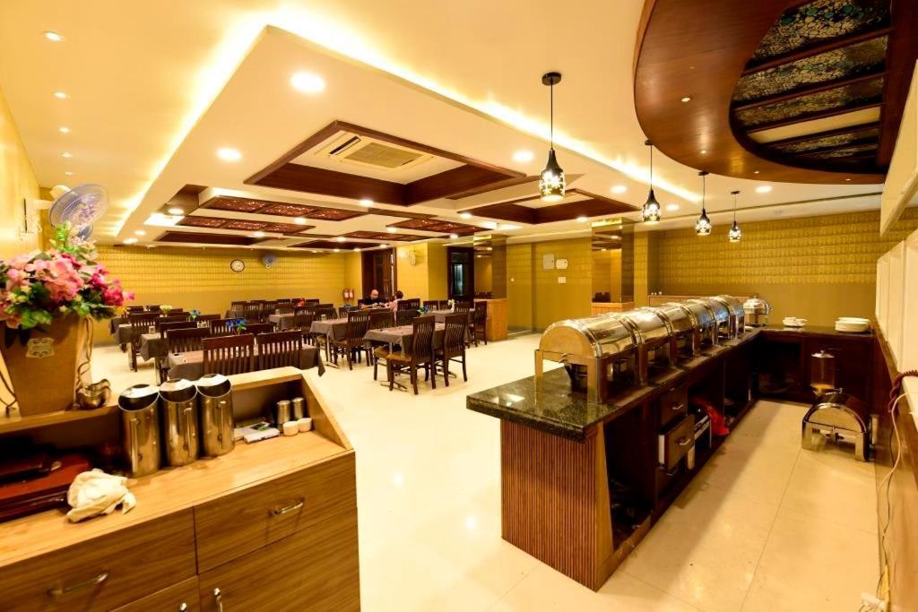 Hotel Jataka Inn Bodh Gaya Exterior foto
