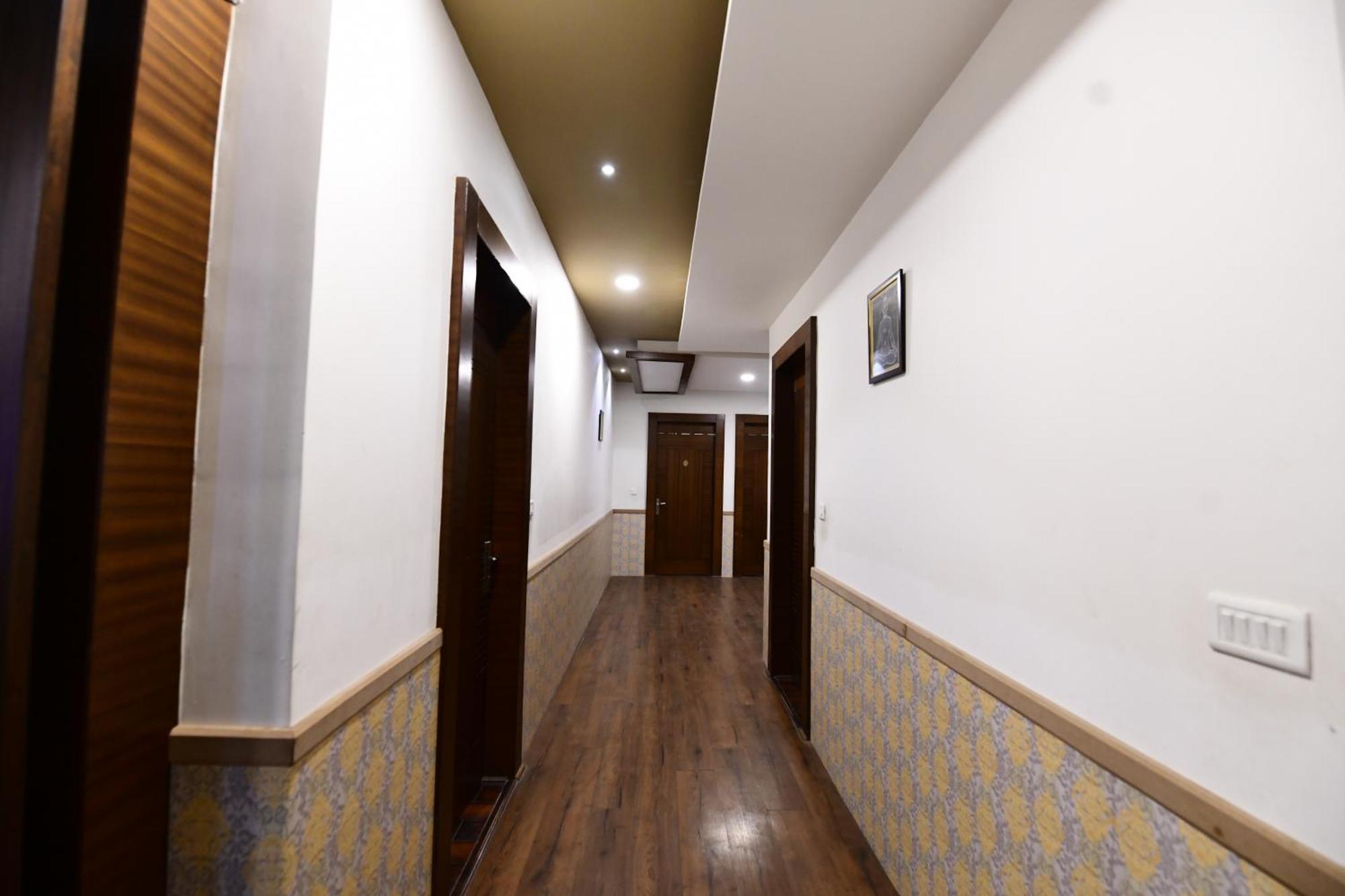 Hotel Jataka Inn Bodh Gaya Exterior foto